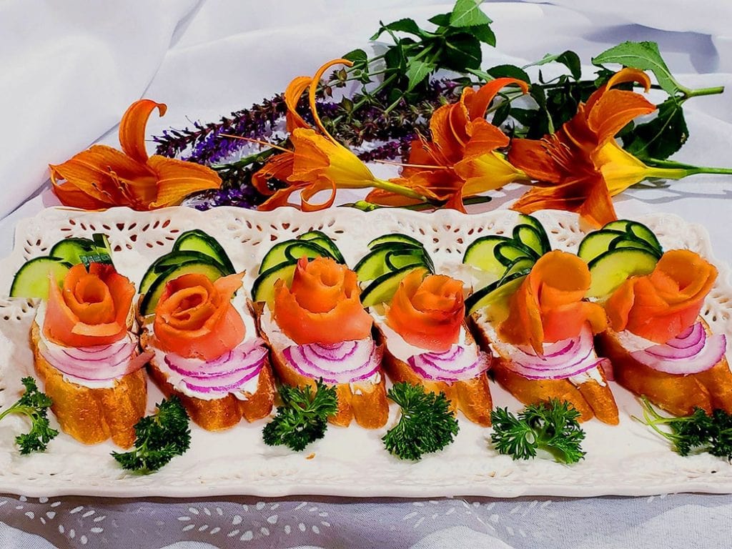 smoked salmon crostini recipe
