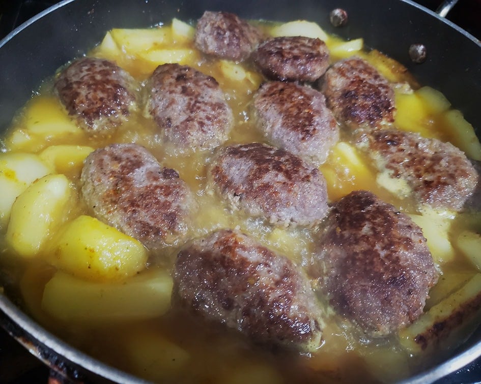 Beef Patties and Potatoes recipe